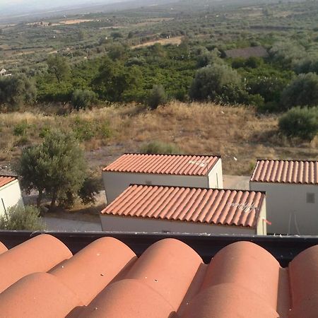 Sivillage Motta SantʼAnastasia Exterior foto